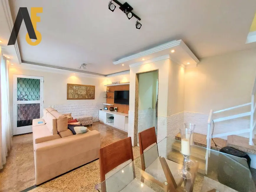 Foto 1 de Casa com 4 quartos à venda, 180m2 em Taquara, Rio De Janeiro - RJ