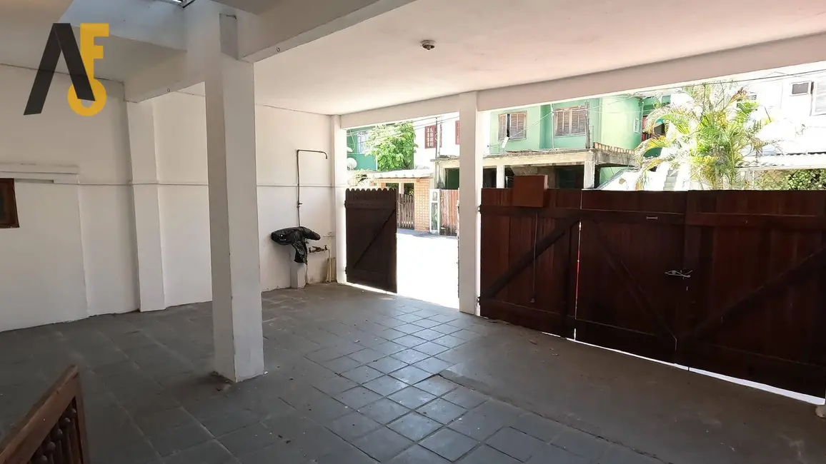 Casa de Condomínio com 4 quartos à venda, 125m2 em Anil, Rio De Janeiro - RJ - imagem 1 Foto 1 de Casa de Condomínio com 4 quartos à venda, 125m2 em Anil, Rio De Janeiro - RJ