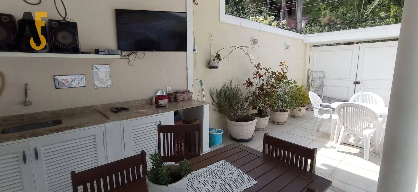 Casa de Condomínio com 4 quartos à venda, 600m2 em Anil, Rio De Janeiro - RJ - imagem 7 Foto 7 de Casa de Condomínio com 4 quartos à venda, 600m2 em Anil, Rio De Janeiro - RJ