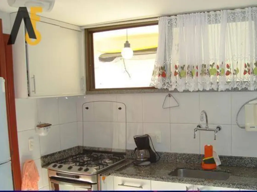 Casa de Condomínio com 4 quartos à venda, 180m2 em Rio De Janeiro - RJ - imagem 6 Foto 6 de Casa de Condomínio com 4 quartos à venda, 180m2 em Rio De Janeiro - RJ