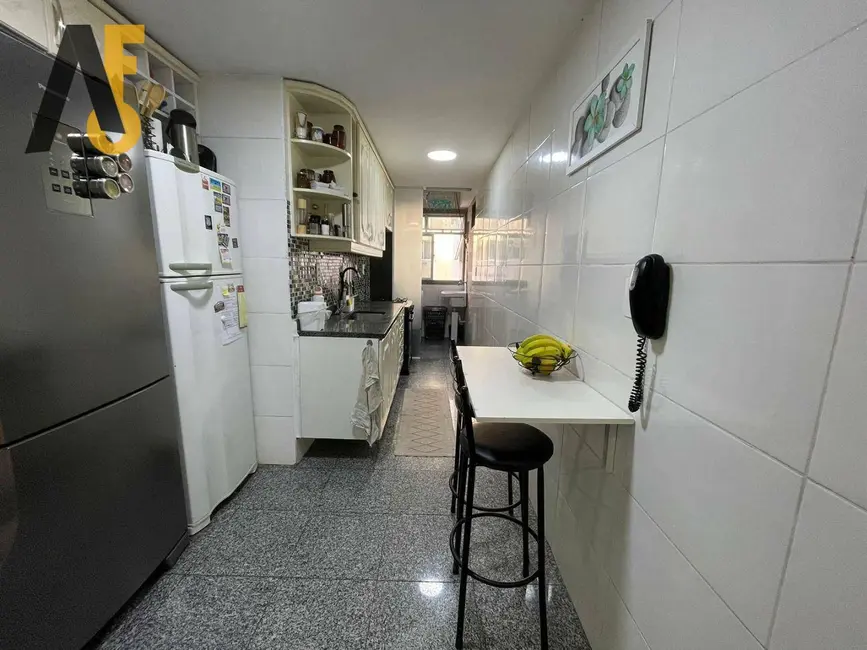 Foto 7 de Apartamento com 4 quartos à venda, 107m2 em Rio De Janeiro - RJ
