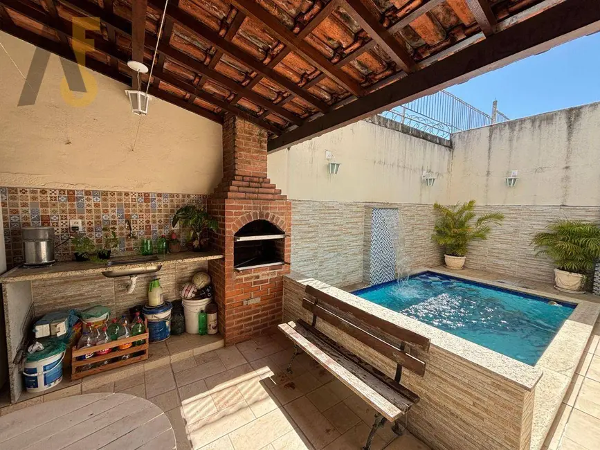 Foto 2 de Casa de Condomínio com 3 quartos à venda, 198m2 em Rio De Janeiro - RJ