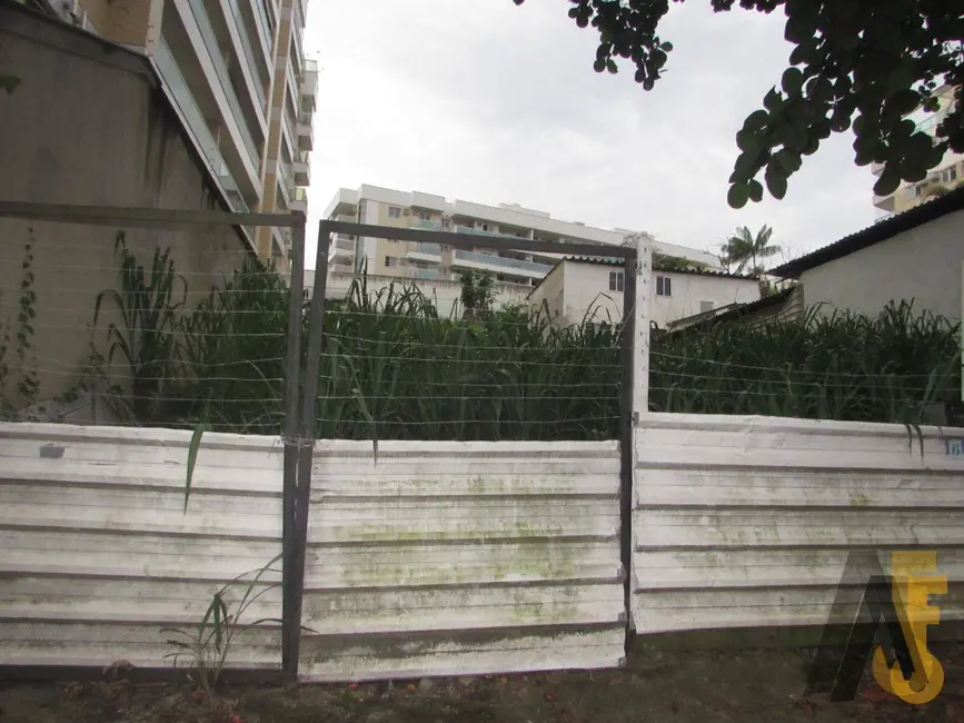 Foto 4 de Terreno / Lote à venda, 840m2 em Rio De Janeiro - RJ