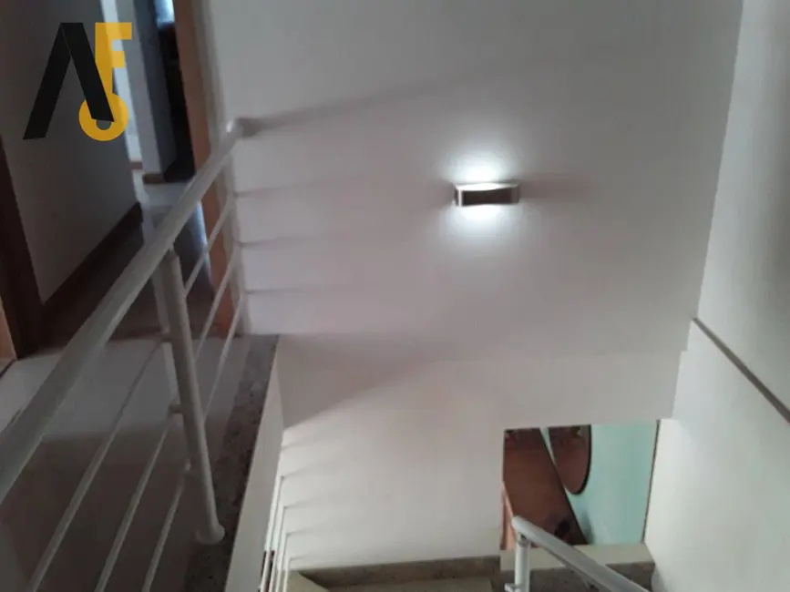 Casa de Condomínio com 4 quartos à venda, 200m2 em Anil, Rio De Janeiro - RJ - imagem 8 Foto 8 de Casa de Condomínio com 4 quartos à venda, 200m2 em Anil, Rio De Janeiro - RJ