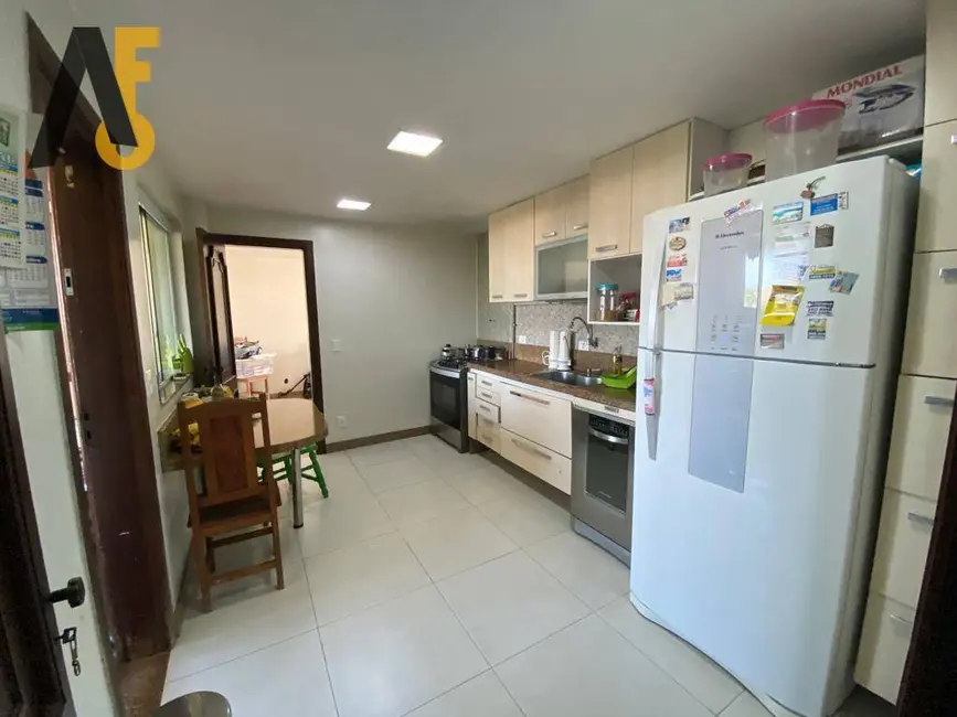 Foto 2 de Casa de Condomínio com 5 quartos à venda, 384m2 em Rio De Janeiro - RJ