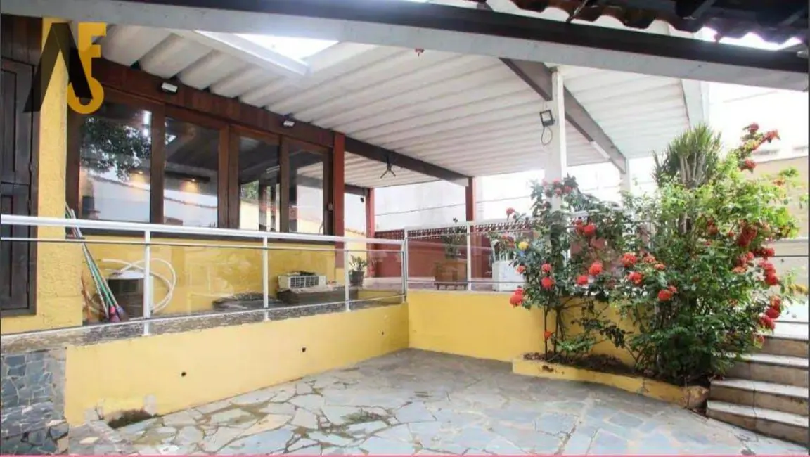 Foto 3 de Casa com 3 quartos à venda, 447m2 em Taquara, Rio De Janeiro - RJ