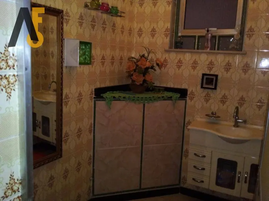 Casa com 3 quartos à venda, 210m2 em Vila Valqueire, Rio De Janeiro - RJ - imagem 6 Foto 6 de Casa com 3 quartos à venda, 210m2 em Vila Valqueire, Rio De Janeiro - RJ