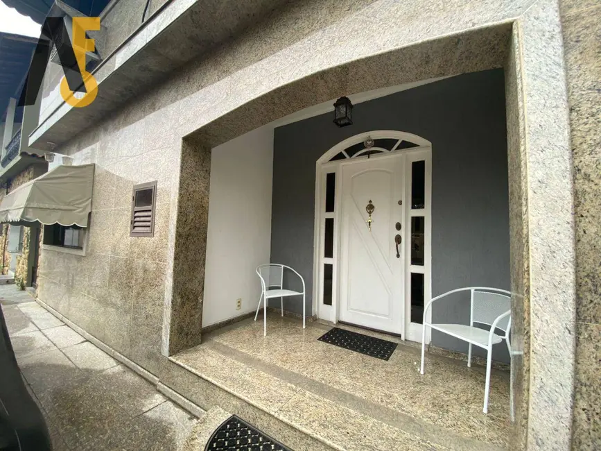 Foto 2 de Casa com 4 quartos à venda, 350m2 em Taquara, Rio De Janeiro - RJ