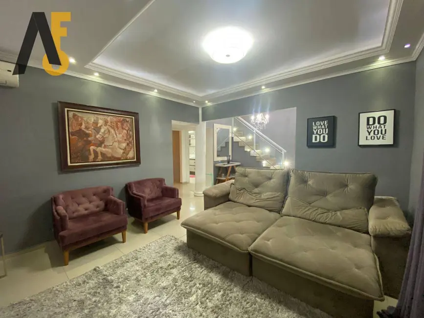 Foto 1 de Casa com 4 quartos à venda, 350m2 em Taquara, Rio De Janeiro - RJ