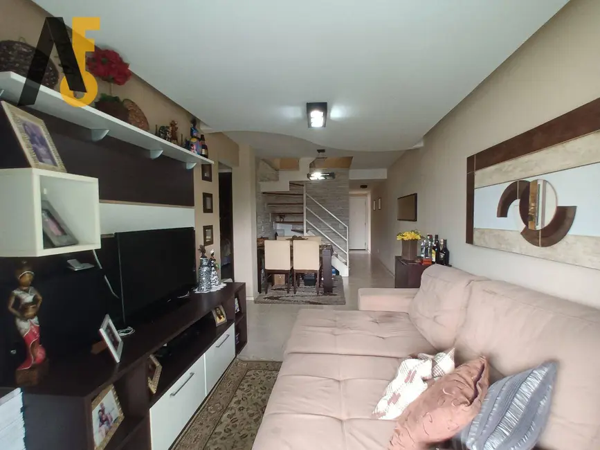 Cobertura com 3 quartos à venda, 179m2 em Jacarepaguá, Rio De Janeiro - RJ - imagem 3 Foto 3 de Cobertura com 3 quartos à venda, 179m2 em Jacarepaguá, Rio De Janeiro - RJ