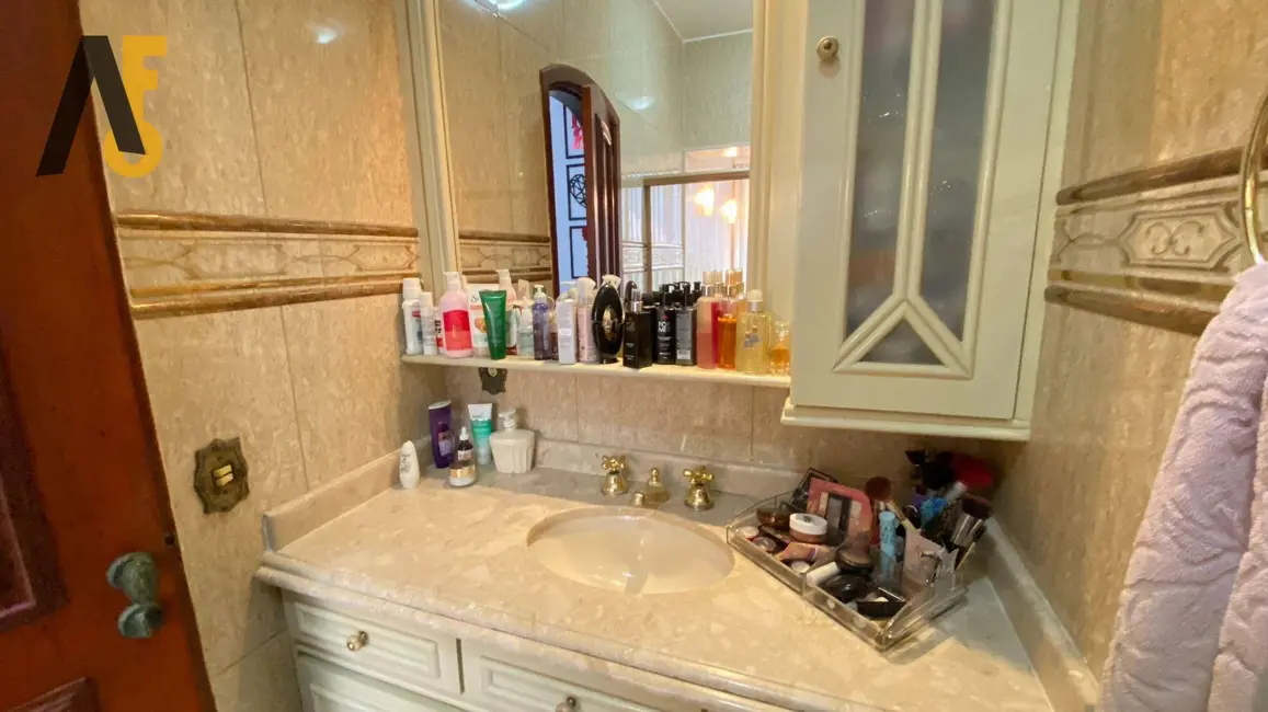 Casa de Condomínio com 4 quartos à venda, 430m2 em Pechincha, Rio De Janeiro - RJ - imagem 3 Foto 3 de Casa de Condomínio com 4 quartos à venda, 430m2 em Pechincha, Rio De Janeiro - RJ