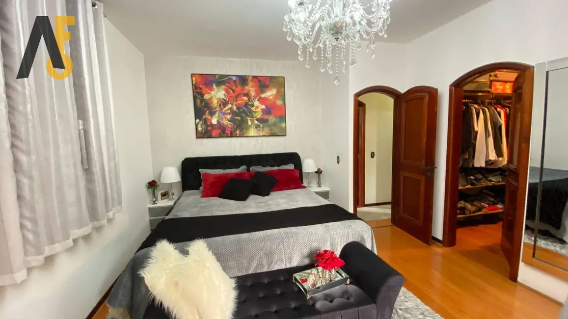 Casa de Condomínio com 4 quartos à venda, 430m2 em Pechincha, Rio De Janeiro - RJ - imagem 5 Foto 5 de Casa de Condomínio com 4 quartos à venda, 430m2 em Pechincha, Rio De Janeiro - RJ