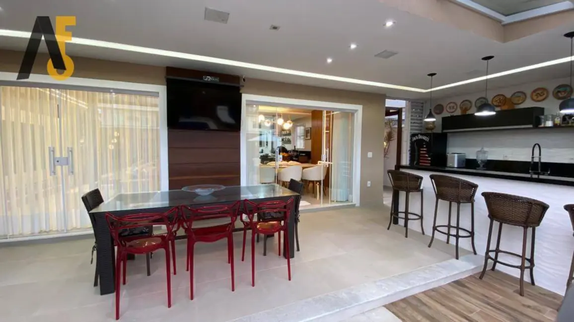 Casa de Condomínio com 3 quartos à venda, 445m2 em Recreio dos Bandeirantes, Rio De Janeiro - RJ - imagem 8 Foto 8 de Casa de Condomínio com 3 quartos à venda, 445m2 em Recreio dos Bandeirantes, Rio De Janeiro - RJ