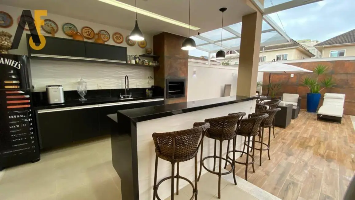 Casa de Condomínio com 3 quartos à venda, 445m2 em Recreio dos Bandeirantes, Rio De Janeiro - RJ - imagem 9 Foto 9 de Casa de Condomínio com 3 quartos à venda, 445m2 em Recreio dos Bandeirantes, Rio De Janeiro - RJ