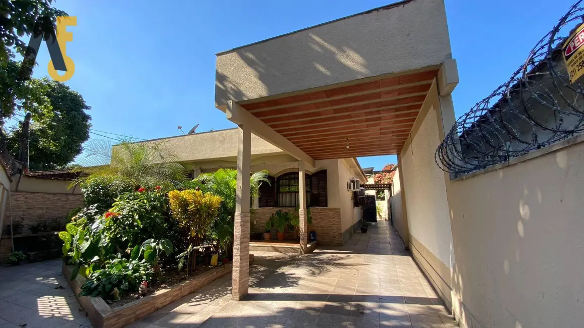 Foto 2 de Casa com 3 quartos à venda, 390m2 em Pechincha, Rio De Janeiro - RJ