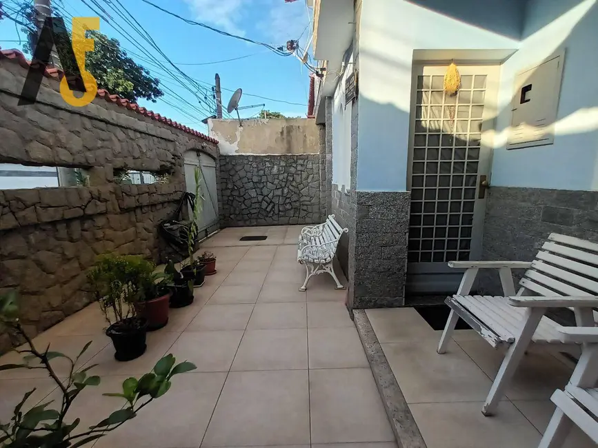 Foto 1 de Casa de Condomínio com 4 quartos à venda, 140m2 em Rio De Janeiro - RJ