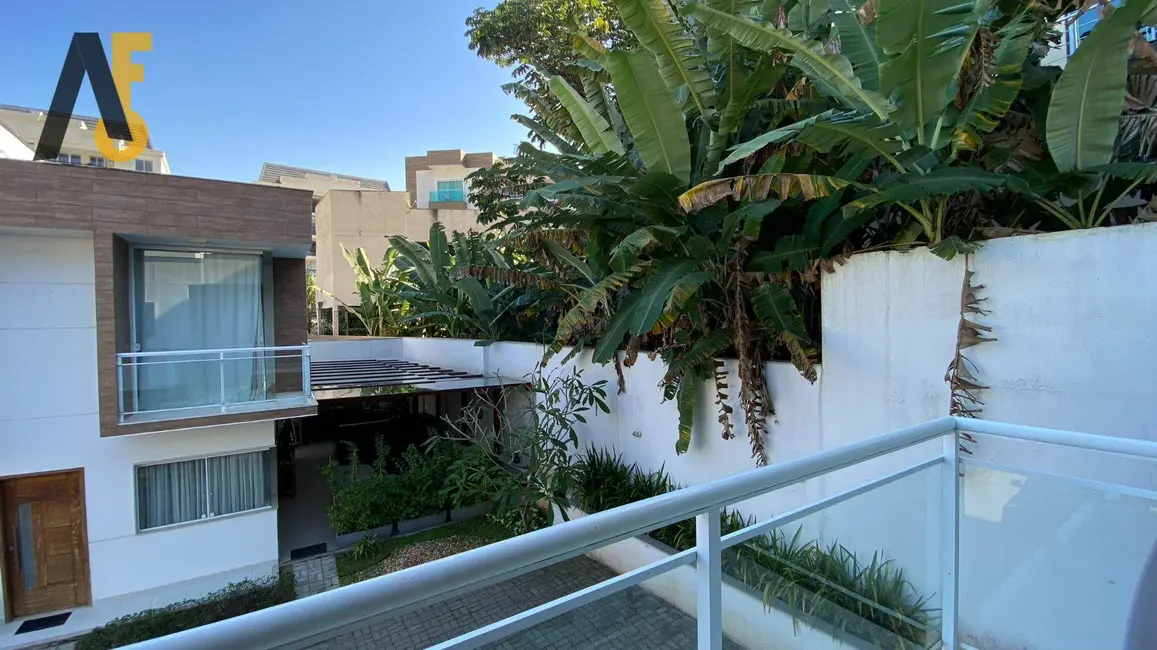 Foto 2 de Casa de Condomínio com 4 quartos à venda, 140m2 em Anil, Rio De Janeiro - RJ