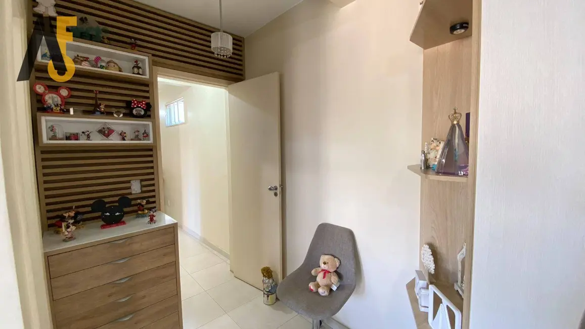 Casa de Condomínio com 3 quartos à venda, 200m2 em Anil, Rio De Janeiro - RJ - imagem 6 Foto 6 de Casa de Condomínio com 3 quartos à venda, 200m2 em Anil, Rio De Janeiro - RJ