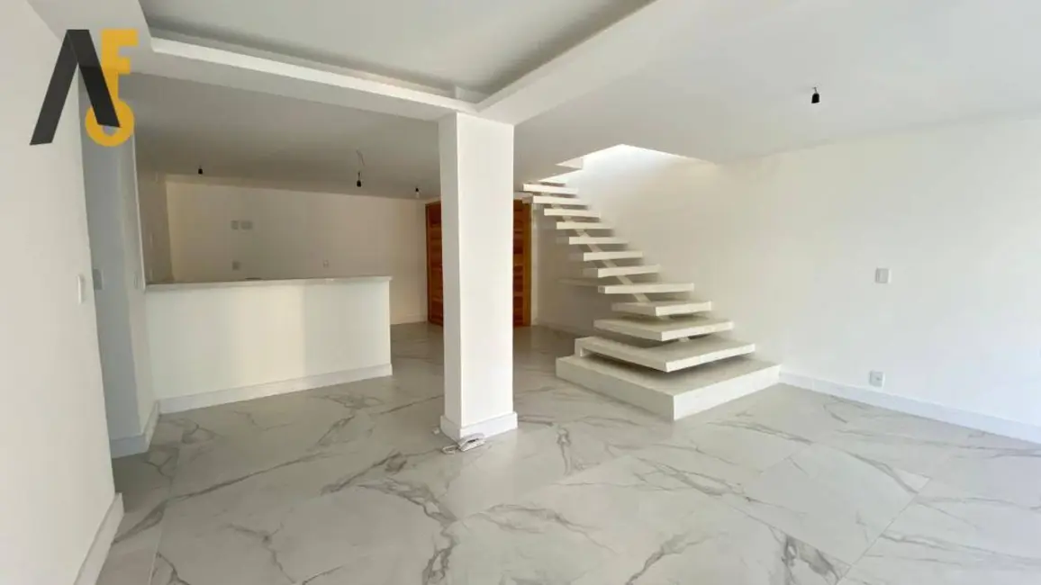 Foto 3 de Cobertura com 4 quartos à venda, 291m2 em Rio De Janeiro - RJ