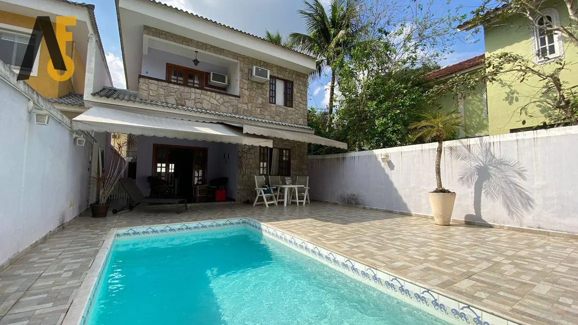 Foto 2 de Casa de Condomínio com 4 quartos à venda, 342m2 em Anil, Rio De Janeiro - RJ