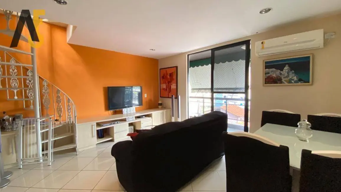 Foto 2 de Cobertura com 2 quartos à venda, 161m2 em Rio De Janeiro - RJ