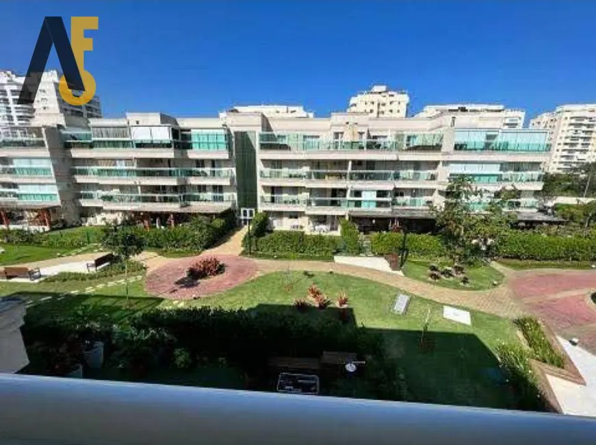 Cobertura com 3 quartos à venda, 172m2 em Barra da Tijuca, Rio De Janeiro - RJ - imagem 2 Foto 2 de Cobertura com 3 quartos à venda, 172m2 em Barra da Tijuca, Rio De Janeiro - RJ