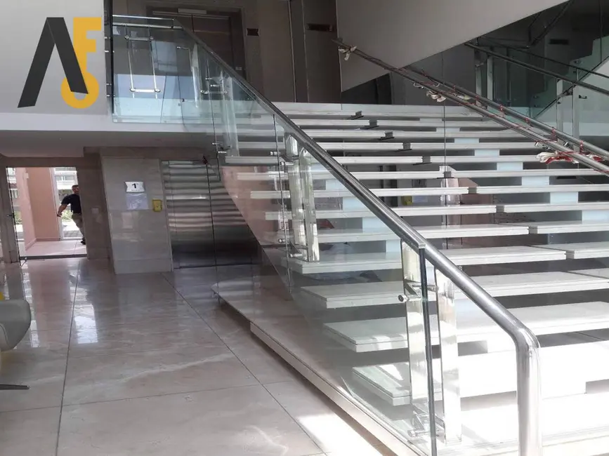 Cobertura com 3 quartos à venda, 172m2 em Barra da Tijuca, Rio De Janeiro - RJ - imagem 4 Foto 4 de Cobertura com 3 quartos à venda, 172m2 em Barra da Tijuca, Rio De Janeiro - RJ