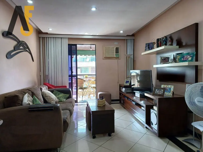 Apartamento com 3 quartos à venda, 120m2 em Rio De Janeiro - RJ - imagem 6 Foto 6 de Apartamento com 3 quartos à venda, 120m2 em Rio De Janeiro - RJ