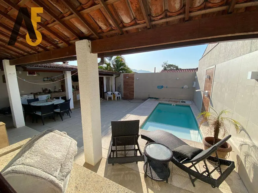 Casa com 2 quartos à venda, 249m2 em Pechincha, Rio De Janeiro - RJ - imagem 2 Foto 2 de Casa com 2 quartos à venda, 249m2 em Pechincha, Rio De Janeiro - RJ