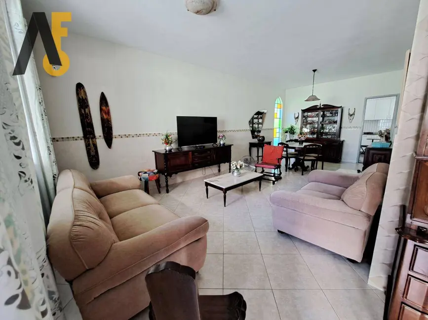 Foto 4 de Casa com 3 quartos à venda, 393m2 em Rio De Janeiro - RJ