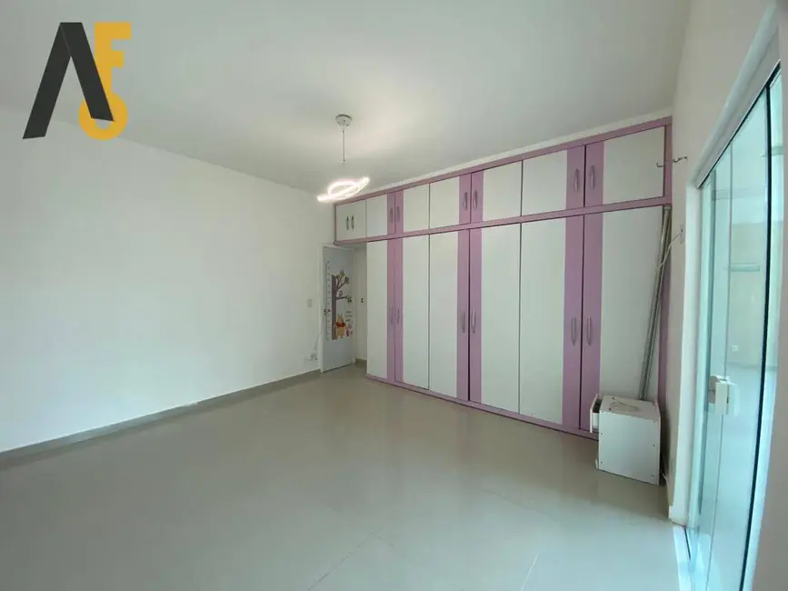 Casa de Condomínio com 5 quartos à venda, 245m2 em Taquara, Rio De Janeiro - RJ - imagem 9 Foto 9 de Casa de Condomínio com 5 quartos à venda, 245m2 em Taquara, Rio De Janeiro - RJ