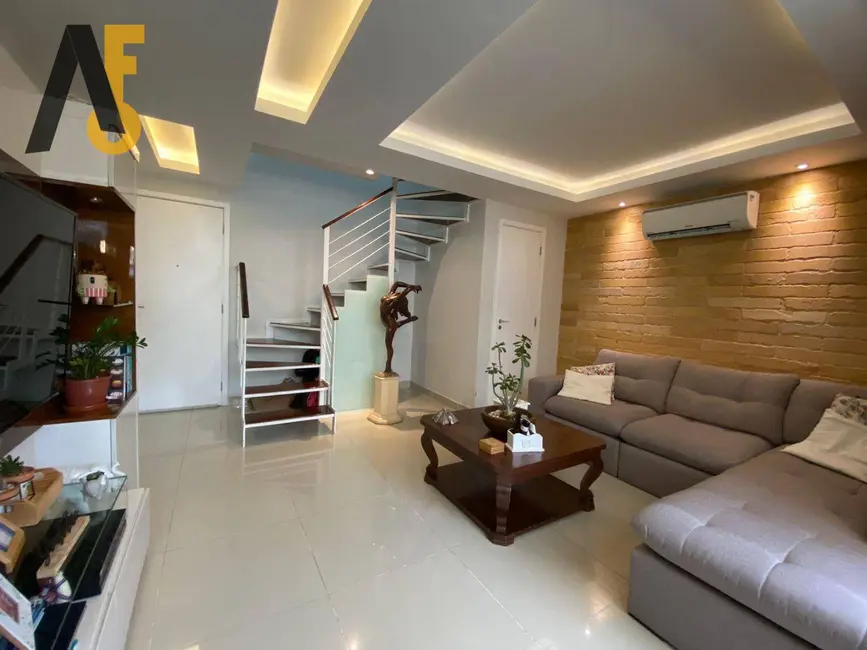 Foto 1 de Apartamento com 2 quartos à venda, 73m2 em Rio De Janeiro - RJ
