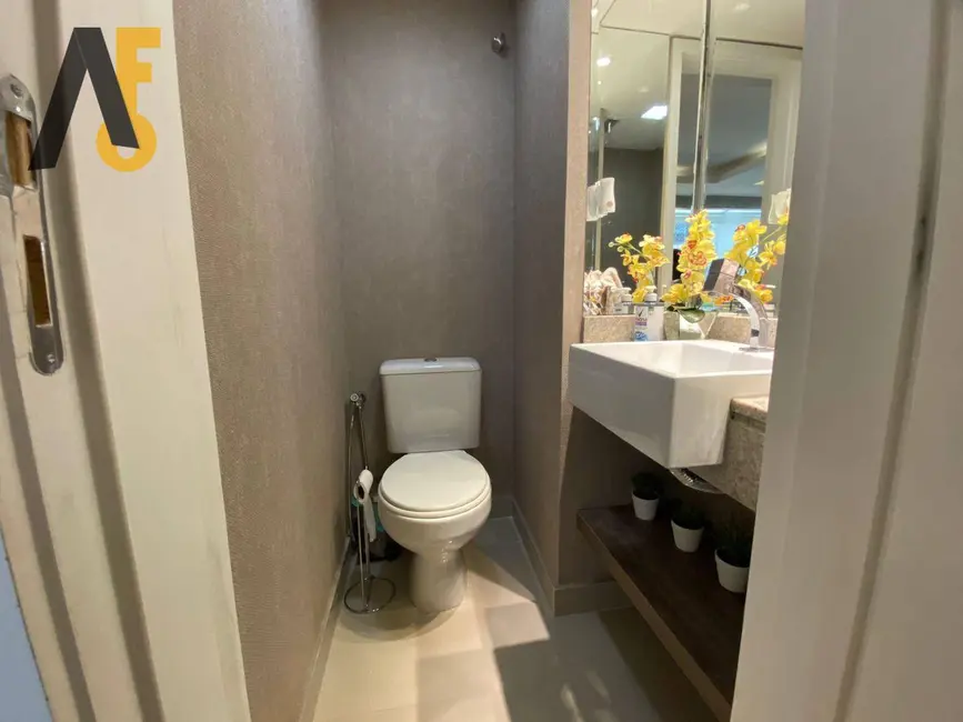 Foto 9 de Apartamento com 2 quartos à venda, 73m2 em Rio De Janeiro - RJ