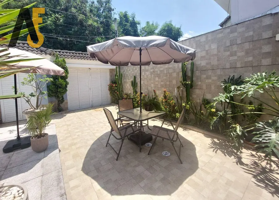 Foto 6 de Casa de Condomínio com 3 quartos à venda, 200m2 em Rio De Janeiro - RJ