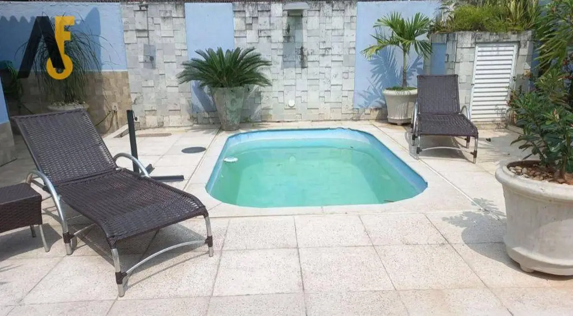 Foto 1 de Casa de Condomínio com 3 quartos à venda, 200m2 em Rio De Janeiro - RJ