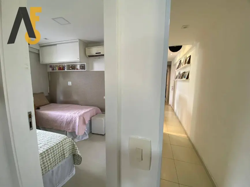 Foto 3 de Apartamento com 2 quartos à venda, 84m2 em Rio De Janeiro - RJ