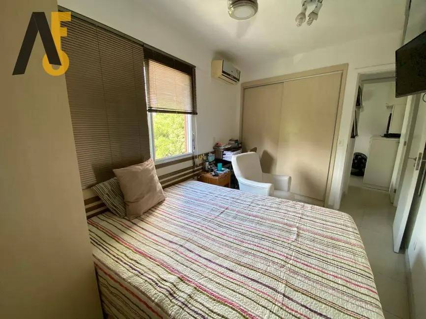 Foto 8 de Apartamento com 2 quartos à venda, 84m2 em Rio De Janeiro - RJ