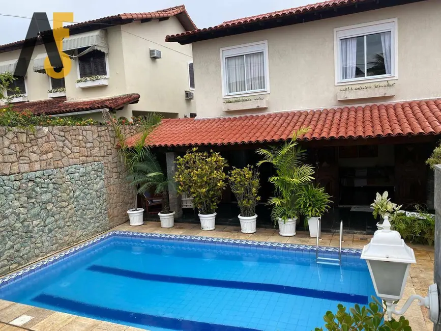 Casa com 4 quartos à venda, 600m2 em Anil, Rio De Janeiro - RJ - imagem 6 Foto 6 de Casa com 4 quartos à venda, 600m2 em Anil, Rio De Janeiro - RJ