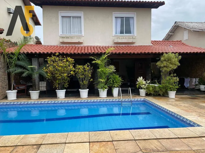 Casa com 4 quartos à venda, 600m2 em Anil, Rio De Janeiro - RJ - imagem 4 Foto 4 de Casa com 4 quartos à venda, 600m2 em Anil, Rio De Janeiro - RJ