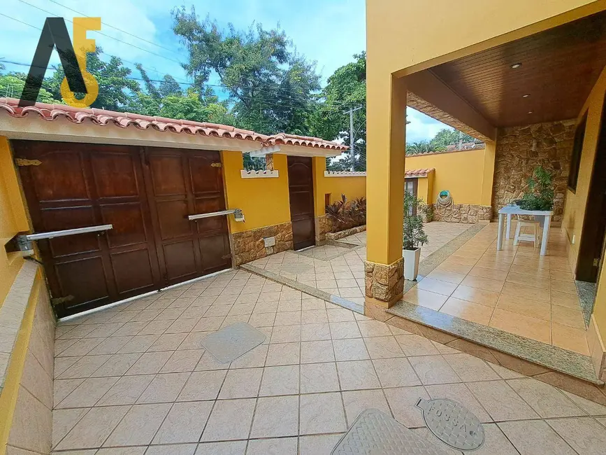 Foto 2 de Casa com 4 quartos à venda, 210m2 em Taquara, Rio De Janeiro - RJ