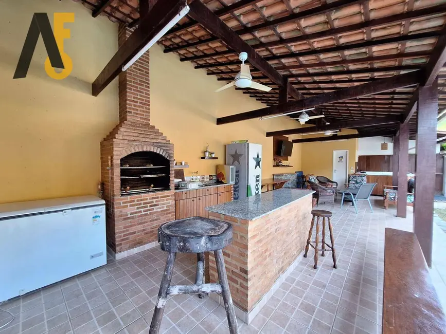 Casa com 4 quartos à venda, 600m2 em Anil, Rio De Janeiro - RJ - imagem 4 Foto 4 de Casa com 4 quartos à venda, 600m2 em Anil, Rio De Janeiro - RJ