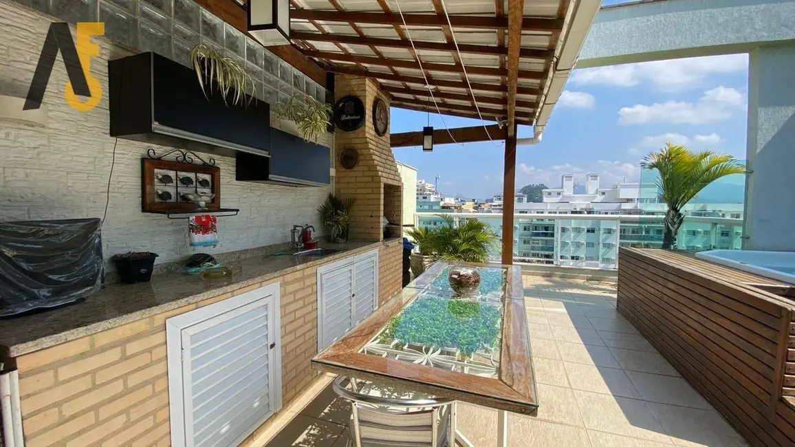 Foto 2 de Cobertura com 2 quartos à venda, 137m2 em Rio De Janeiro - RJ