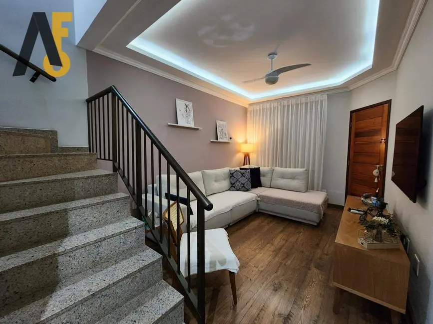 Foto 1 de Casa com 4 quartos à venda, 140m2 em Rio De Janeiro - RJ