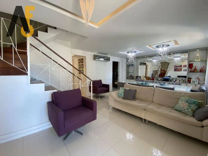 Casa com 4 quartos à venda, 167m2 em Rio De Janeiro - RJ - imagem 5 Foto 5 de Casa com 4 quartos à venda, 167m2 em Rio De Janeiro - RJ