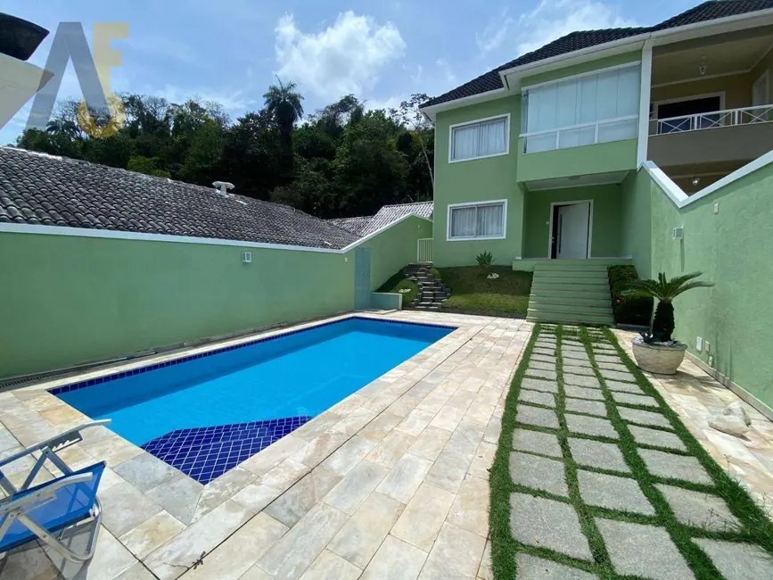 Foto 1 de Casa de Condomínio com 3 quartos à venda, 600m2 em Anil, Rio De Janeiro - RJ