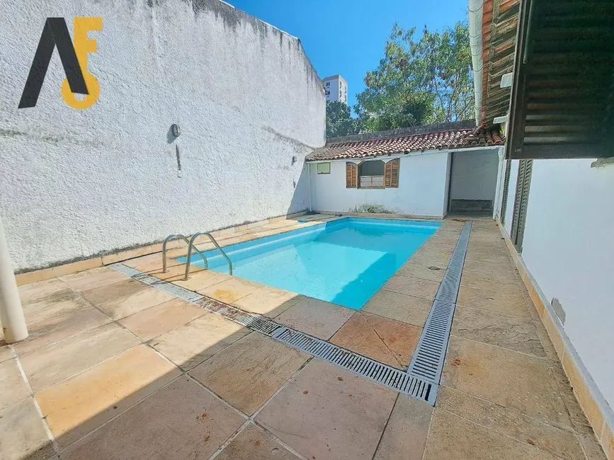 Casa com 3 quartos à venda, 370m2 em Anil, Rio De Janeiro - RJ - imagem 5 Foto 5 de Casa com 3 quartos à venda, 370m2 em Anil, Rio De Janeiro - RJ