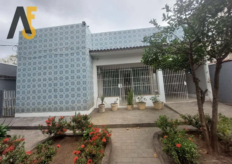 Casa com 3 quartos à venda, 347m2 em Rio De Janeiro - RJ - imagem 3 Foto 3 de Casa com 3 quartos à venda, 347m2 em Rio De Janeiro - RJ