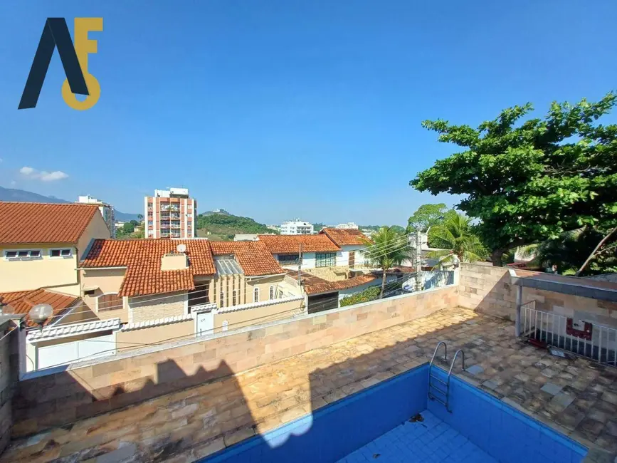 Casa com 3 quartos à venda, 316m2 em Pechincha, Rio De Janeiro - RJ - imagem 4 Foto 4 de Casa com 3 quartos à venda, 316m2 em Pechincha, Rio De Janeiro - RJ
