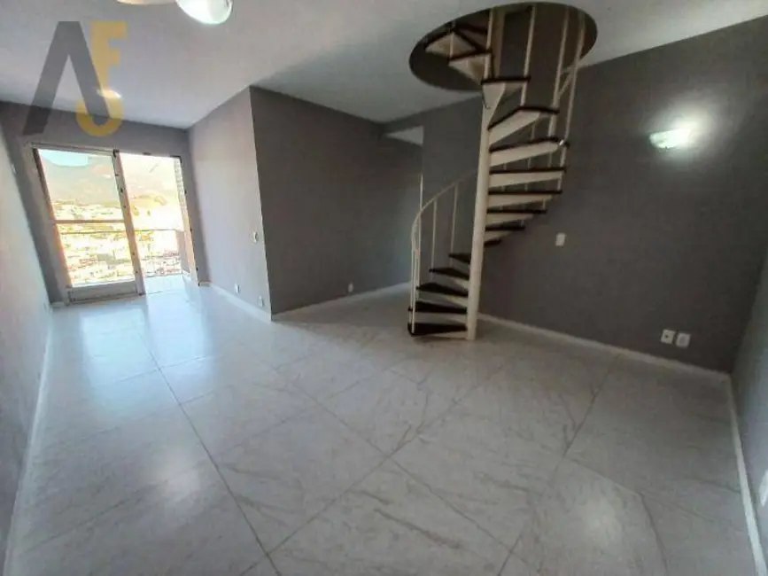 Foto 2 de Cobertura com 3 quartos à venda, 150m2 em Tanque, Rio De Janeiro - RJ