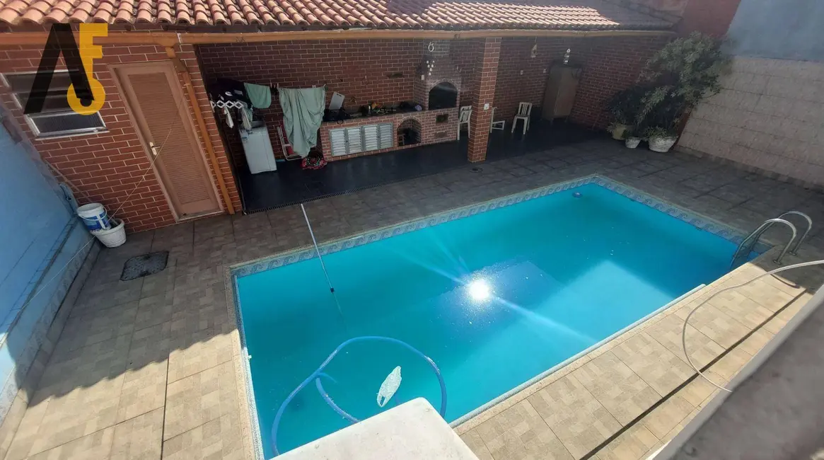 Foto 3 de Casa com 4 quartos à venda, 442m2 em Rio De Janeiro - RJ